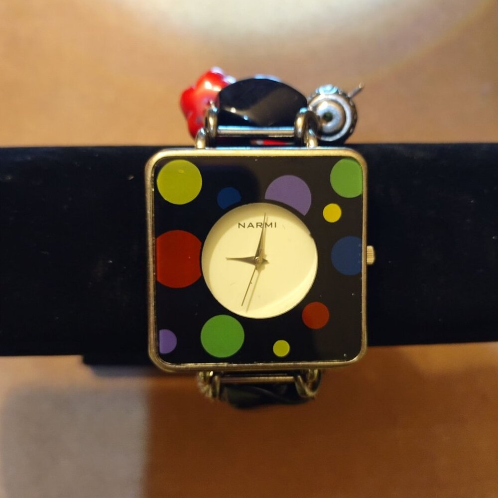 Handmade Narmi Square Polka Dot Watch With Colorful Beaded Stretch Bracelet - Picture 5 of 8